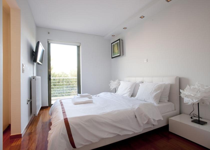Attica Vari-Voula-Vouliagmeni Room