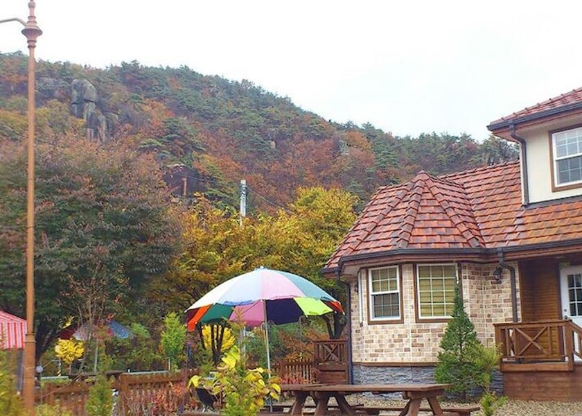 North Chungcheong Danyang Exterior Detail