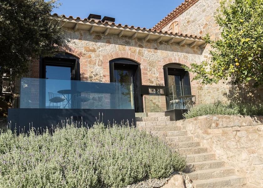 Catalonia Cantallops Facade