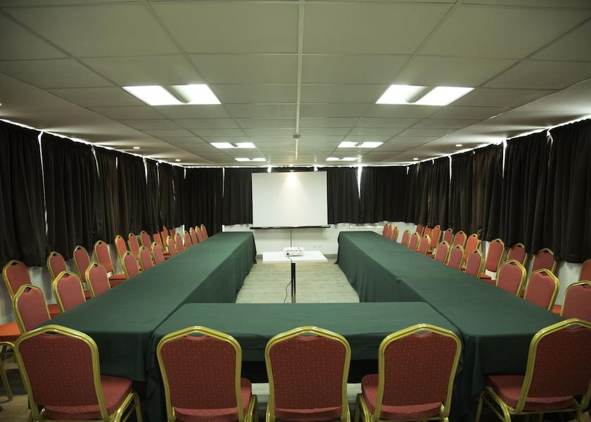  Abidjan Meeting Room