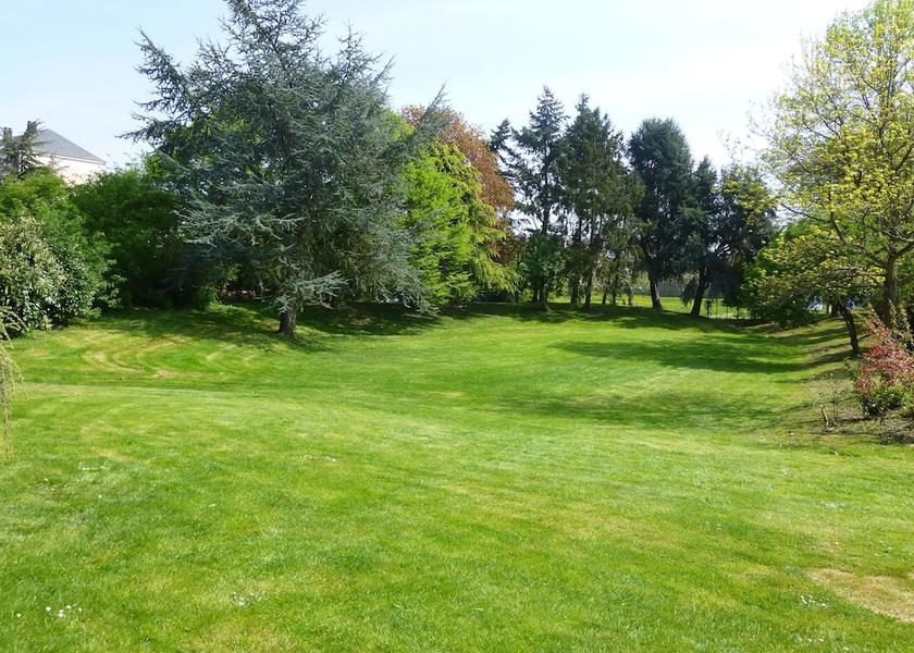 Centre-Loire Valley Illiers-Combray Garden