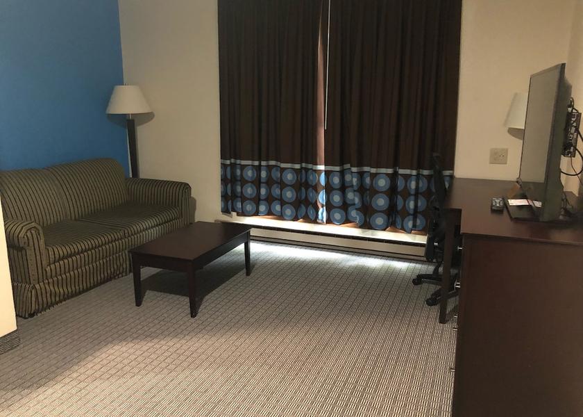 Wisconsin Eau Claire Room