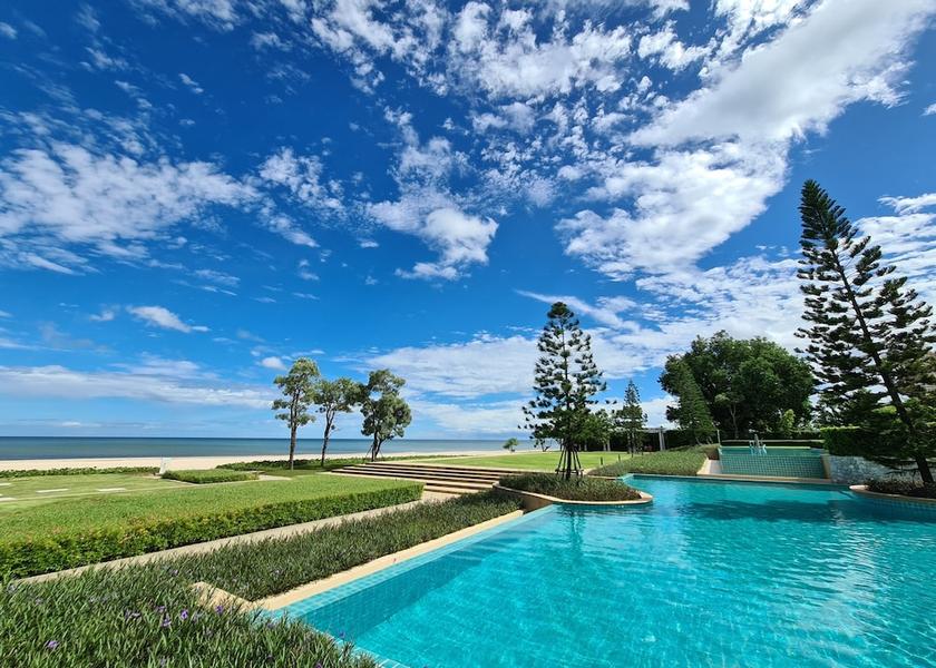 Prachuap Khiri Khan Cha-am Beach