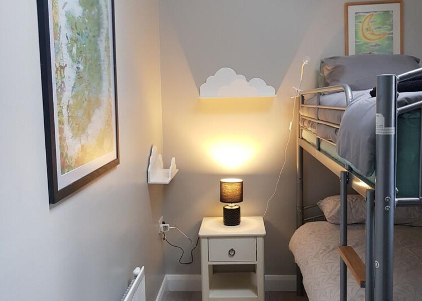 Northern Ireland Ballynahinch Room