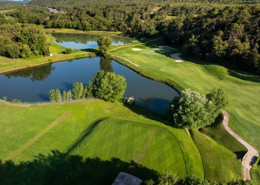 Provence-Alpes-Côte d'Azur Brignoles Golf course [on-site]