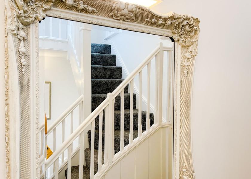 England Altrincham Lobby