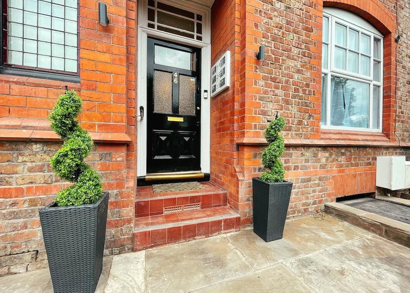 England Altrincham Exterior