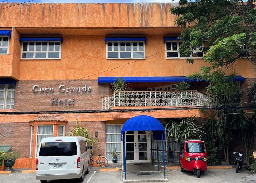 Central Visayas Dumaguete Front of property