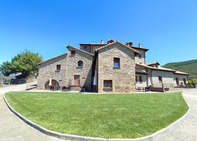 Aragon Ainsa Facade