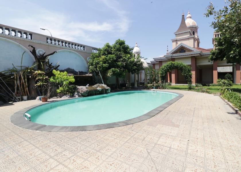 East Java Surabaya Pool