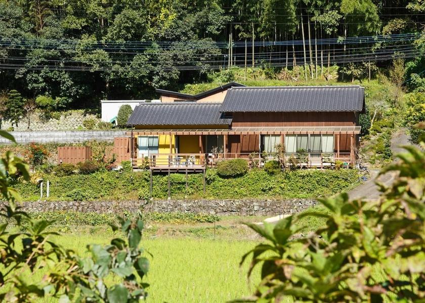 Fukuoka Ukiha Facade