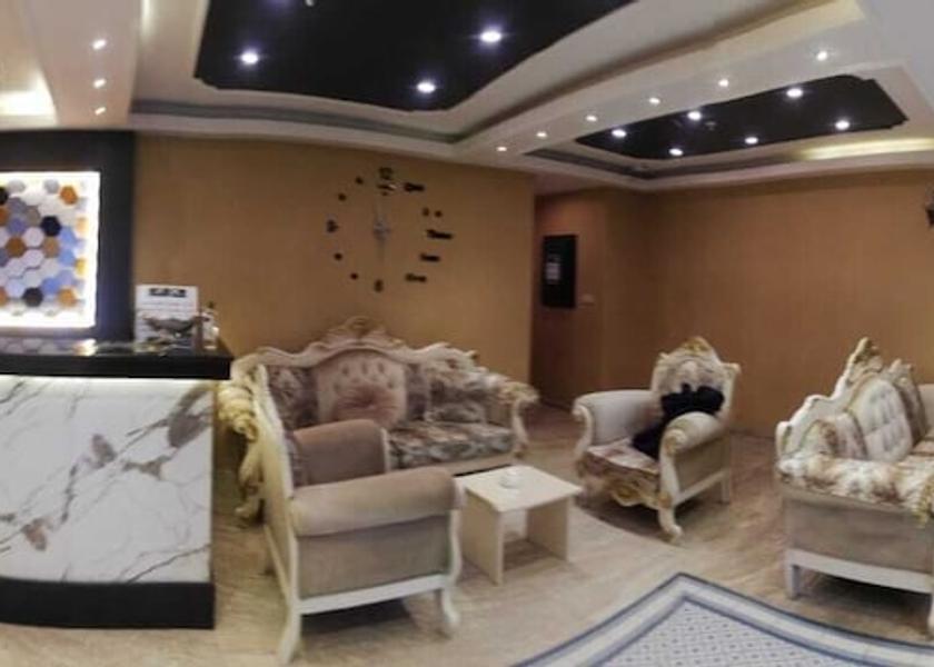 Van Van Reception