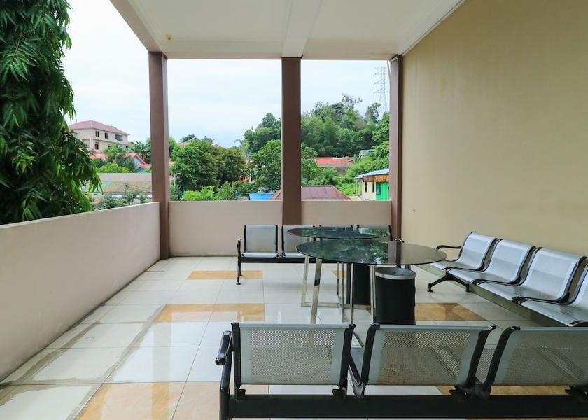  Balikpapan Terrace/patio