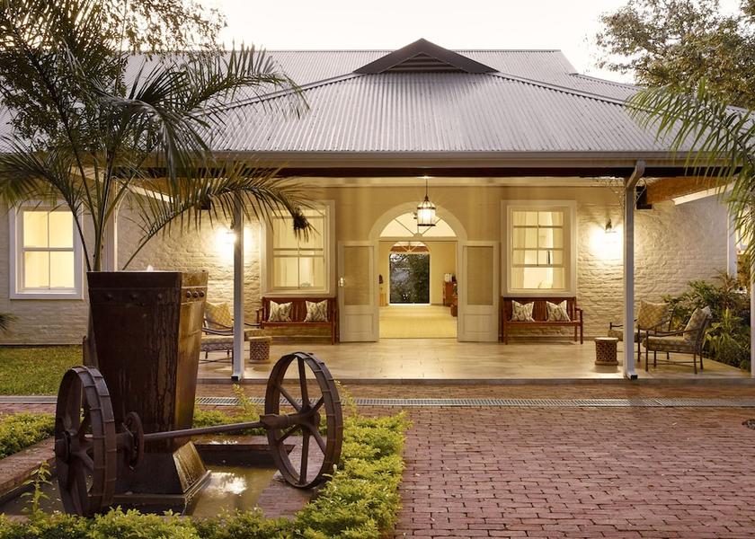  Victoria Falls Primary image