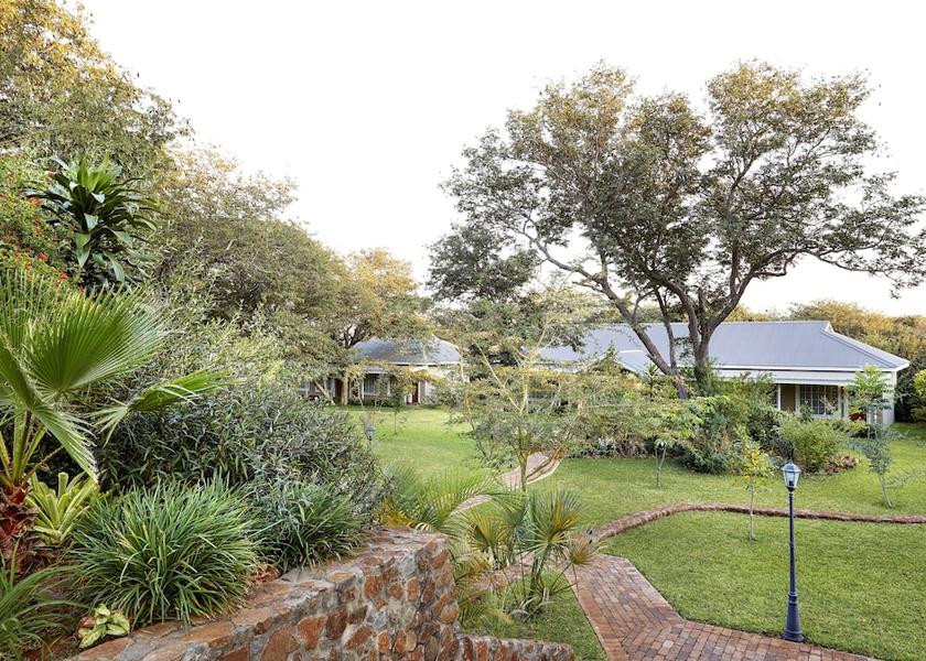  Victoria Falls Garden