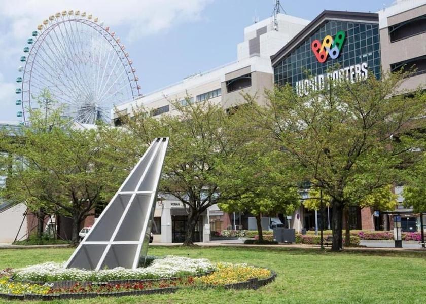 Kanagawa Yokohama Exterior Detail