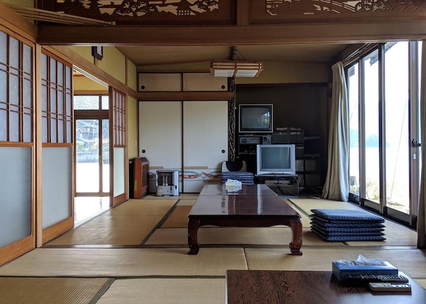 Hiroshima Kure Interior detail