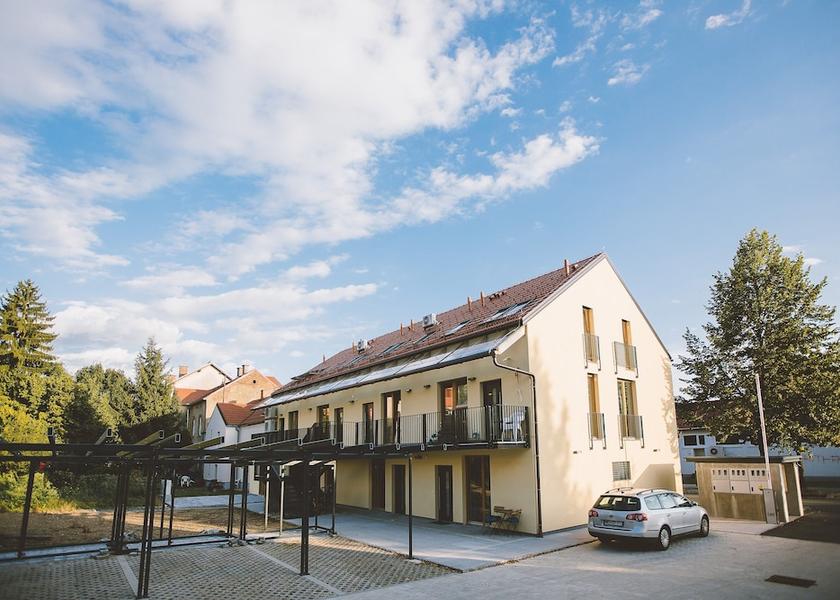  Maribor Primary image