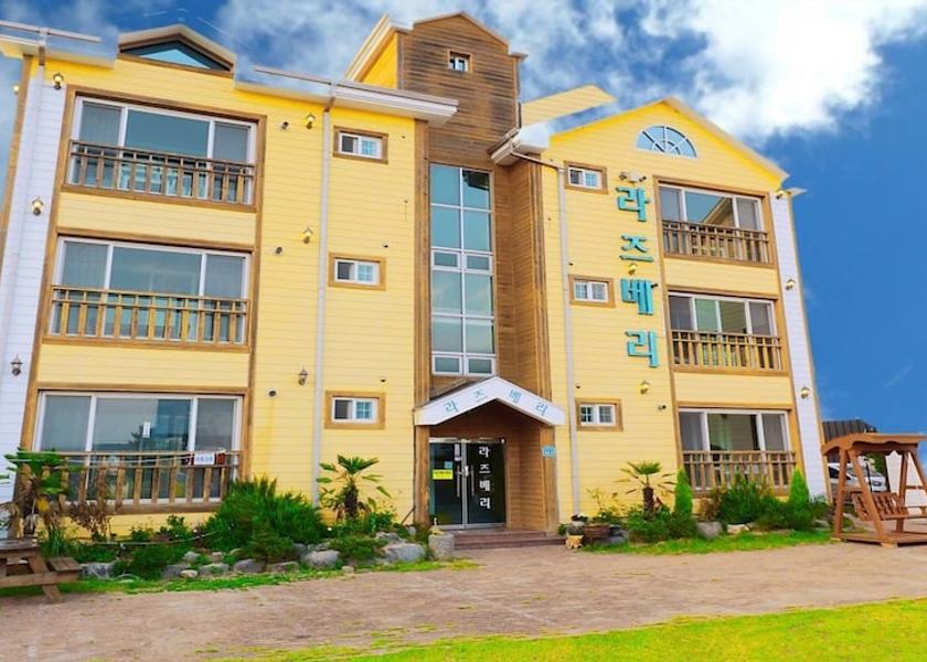 North Gyeongsang Gyeongju Facade