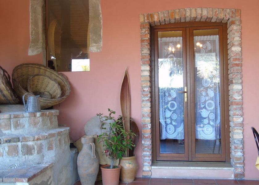 Sicily Milazzo Exterior Detail