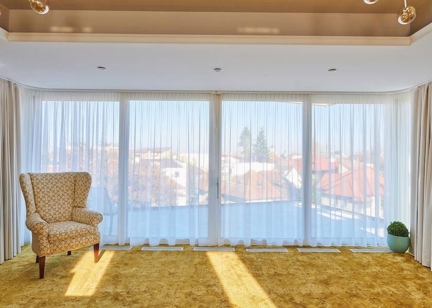  Bucharest Living Area