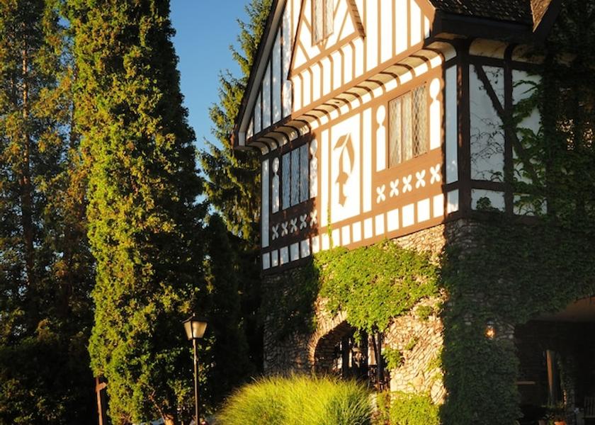 New York Clymer Exterior Detail