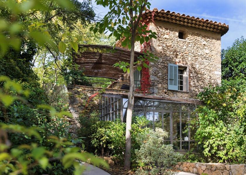 Provence - Alpes - Cote d'Azur Cotignac Facade
