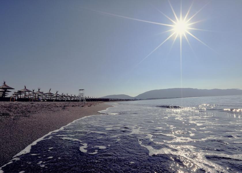  Velipoje Beach