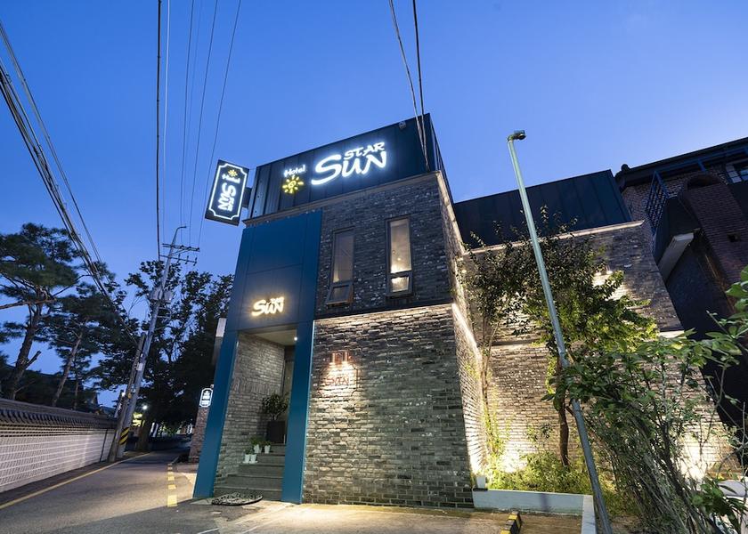 Gyeonggi Suwon Exterior Detail