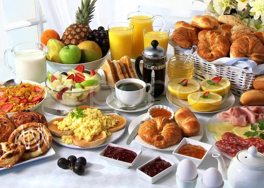  Baku Breakfast meal