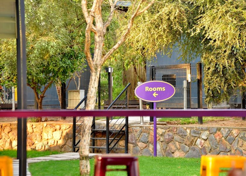 Gauteng Lanseria Exterior Detail