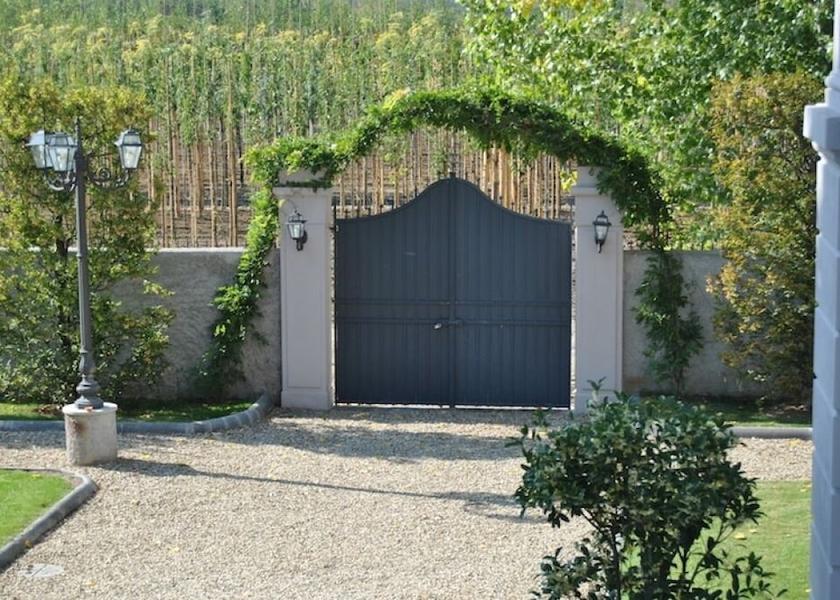 Tuscany Montemurlo Entrance