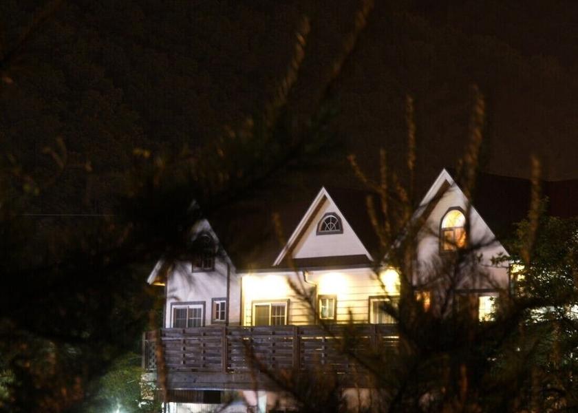 South Gyeongsang Yangsan Exterior Detail