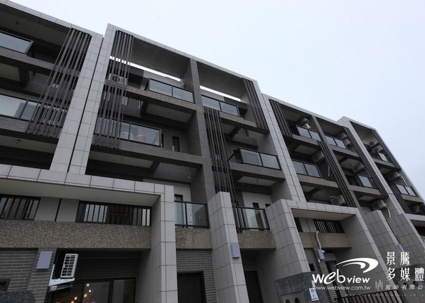 Yilan County Sanxing Exterior Detail