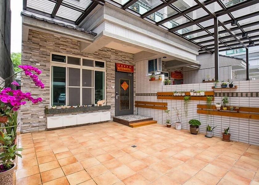 Hualien County Ruisui Exterior Detail