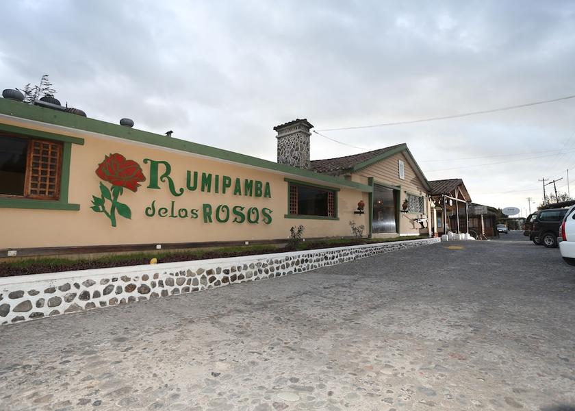 Cotopaxi San Miguel de Salcedo Facade