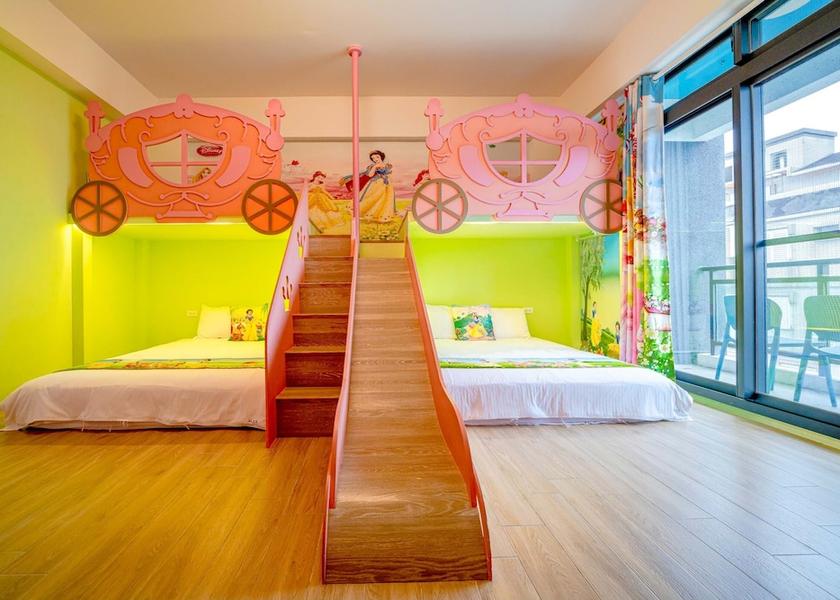 Yilan County Wujie Room