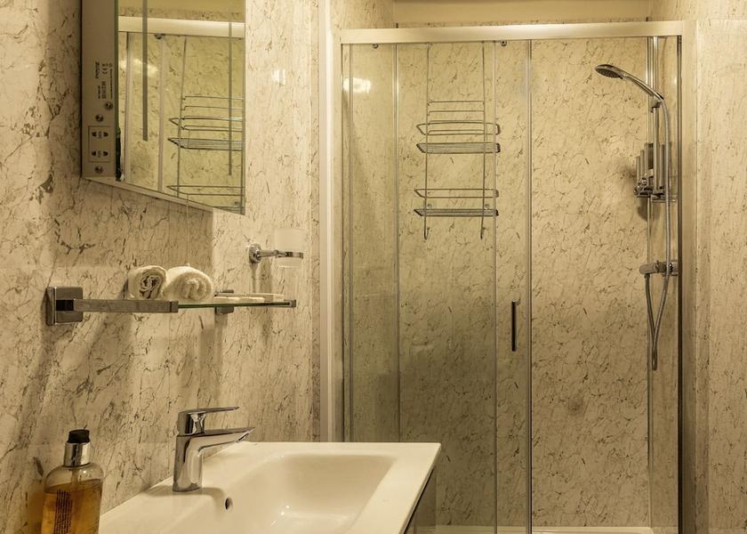 England Bedale Bathroom