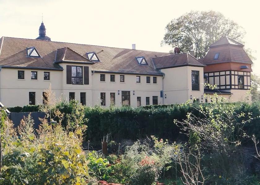 Mecklenburg-West Pomerania Kuhlen-Wendorf Facade