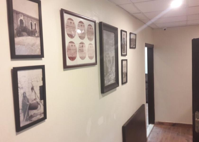  Madaba Interior Entrance