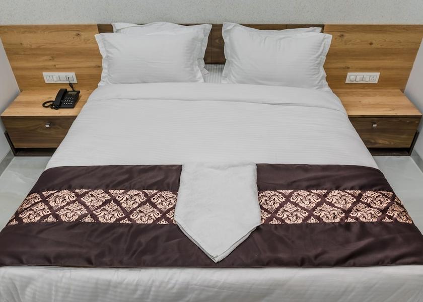 Gujarat Surat Room