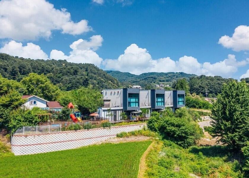 Gyeonggi Gapyeong Exterior Detail