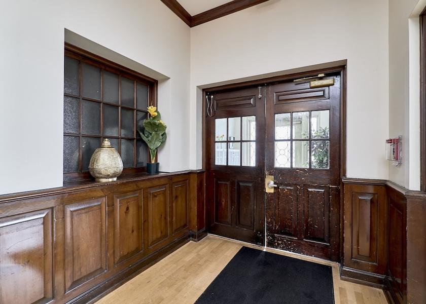 Missouri St. Louis Interior Entrance