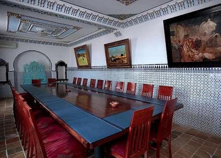  Algiers Meeting Room