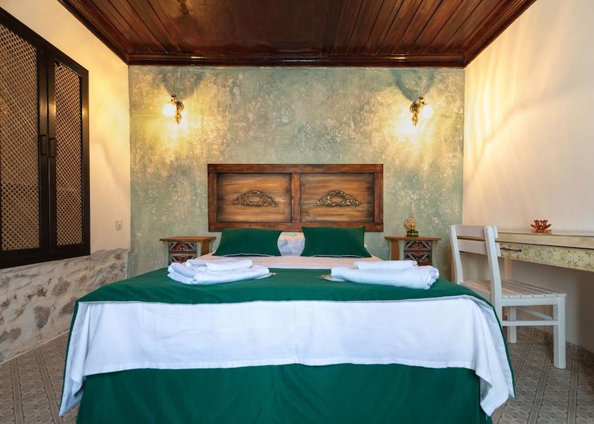 Izmir Seferihisar Room