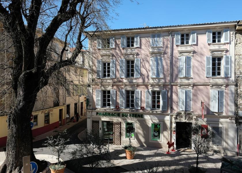 Provence - Alpes - Cote d'Azur Vence Facade