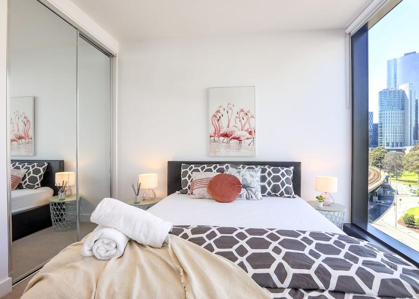 Victoria Melbourne Room