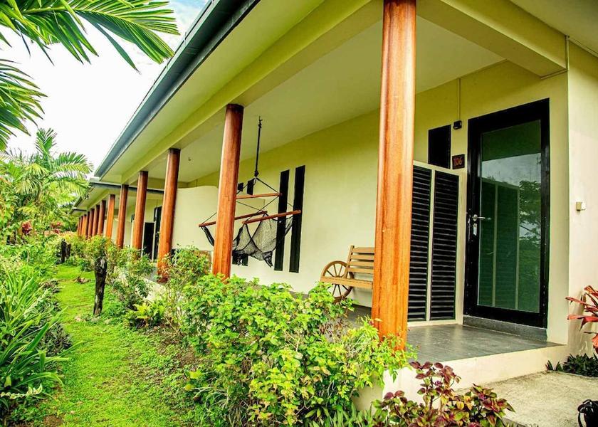 Western Division Sigatoka Exterior Detail