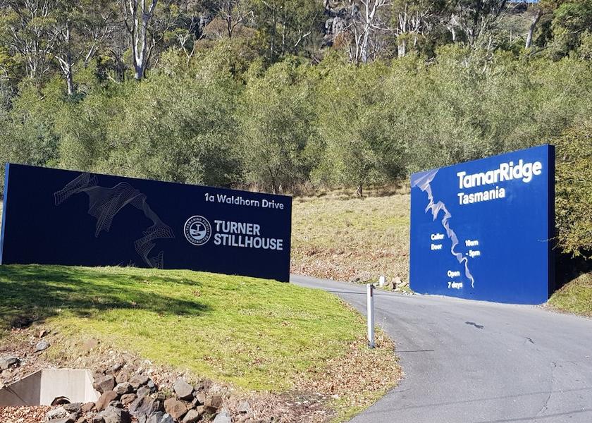 Tasmania Grindelwald Exterior Detail