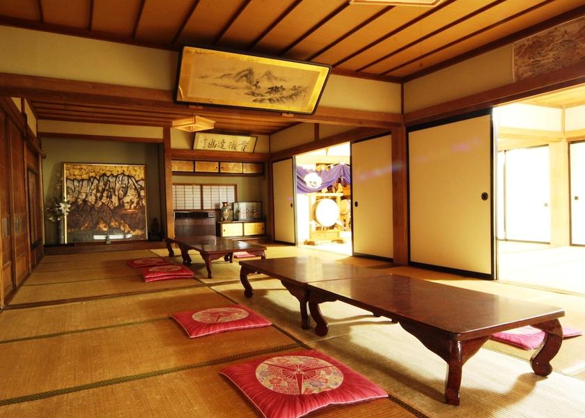 Nagano Nagano Interior Entrance